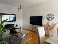 Nekretnina: Četvorosoban stan, NOVI SAD, SAJAM