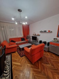 Nekretnina: Komforan dvoiposoban stan kod Aleksandrove zgrade ID#6768