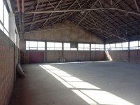 Nekretnina: Izdavanje magacina od 350m2 u Lestanima