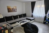 Nekretnina: Prodajem kucu u Surcinu