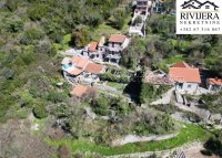 Nekretnina: Na prodaju zemljiste sa rusevinama kamene kuce Tivat
