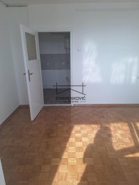 Nekretnina: Garsonjera na Rotkvariji ID#6795