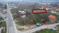 Nekretnina: Prodajem tri placa u Arilju
