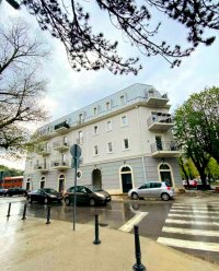 Nekretnina: Izdajem stan - Cetinje, centar, zgrada 357