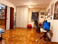 Nekretnina: Prodaje se 3.5 stan u centru Zarkova