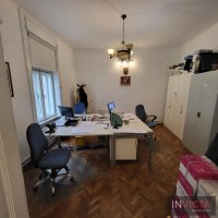 Nekretnina: Centar-salonski stan u prizemlju, za poslovanje