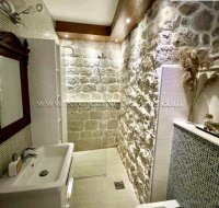 Nekretnina: Na prodaju dva apartmana u kamenoj kuci Kotor