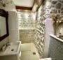 Na prodaju dva apartmana u kamenoj kuci Kotor