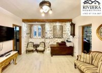 Nekretnina: Na prodaju dva apartmana u kamenoj kuci Kotor