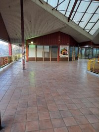 Nekretnina: Lokal na dva nivoa 67m2+40 potkrovlje, Blok 45, TC Enjub, Novi Beograd