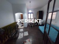 Nekretnina: Donji grad, dvorišni, 47m2, jednoiposoban, ta