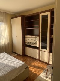 Nekretnina: Trosoban stan u samom centru grada! ID#6818