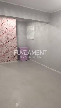 Nekretnina: PP sa parkingom 20m2, renoviran, sopstveni prilaz ID#1705