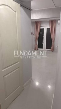 Nekretnina: PP sa parkingom 20m2, renoviran, sopstveni prilaz ID#1705