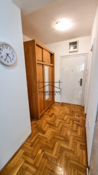 Nekretnina: Lepo sređen stan na Detelinari ID#6844