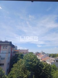 Nekretnina: Odličan stan u centru sa parkingom! ID#206