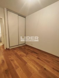 Nekretnina: 3.0 stan, Vojvode Stepe ID#9171