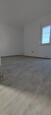 Nekretnina: Na prodaju kuca u centru Vranica