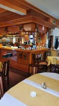 Nekretnina: Kuca sa restoranom u Irigu