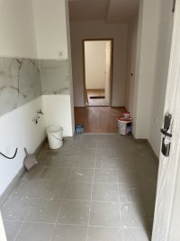 Nekretnina: Izdajem dvosoban stan na Tosinom Bunaru