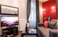 Nekretnina: Izdaje se potpuno ​renoviran​ i opremljen 2.0 stan u Nusicevoj