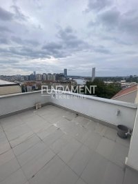 Nekretnina: 2.0 Kosančićev v. 40m2+18m2 terasa, 2 mč, III, lift, uknjižen ID#1714