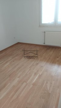 Nekretnina: Square Garden - Useljiv -kredit ID#6942