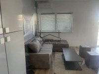 Nekretnina: Garsonjera potpuno opremljena  -  Lipov  gaj ID#6940