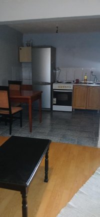 Nekretnina: Izdaje se kuća sa dvorištem – Konik, Podgorica