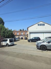 Nekretnina: Poslovno-magacinski prostor sa 25 parking mestta na Dusanoovcu