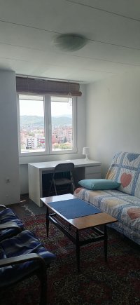 Nekretnina: Izdajem trosoban stan u Nišu