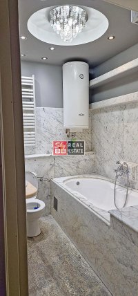 Nekretnina: 4,0 Vracar , blizina  Hrama ,  terasa 70m2 , garaza ID#2409