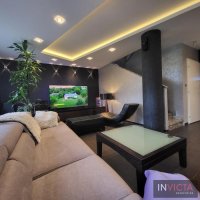 Nekretnina: PETOSOBAN STAN SA DVE GARAŽE-GRBAVICA