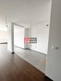 Nekretnina: 4,0   Vracar , blizina Kalenica , Loznicka , lux penthouse, garaza ID#2413