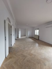 Nekretnina: STARI GRAD Cetinjska ID: 35136