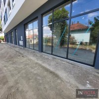 Nekretnina: ULIČNI UGAONI LOKAL