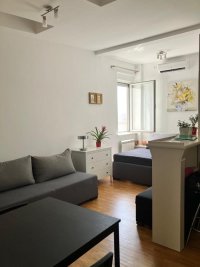 Nekretnina: Vračar, Hram, 33m2, namešten