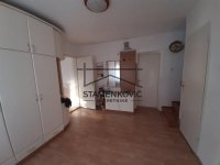 Nekretnina: Prodaje se kuća u Sremskoj Kamenici. ID#6989