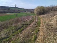 Nekretnina: Sviloš- u blizini glavnog puta ID#6979