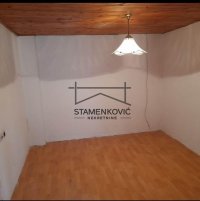 Nekretnina: Prodaje se dvorisni stan 62m2 ID#6972