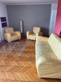 Nekretnina: Trosoban stan kod Saborne crkve ID#2306