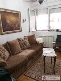 Nekretnina: Vračar, Čubura, Sazonova, 61m2+14m2