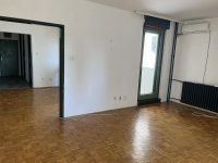 Nekretnina: Izdaje se prazan 3.0 stan kod Vidikovacke pijace