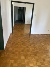 Nekretnina: Izdaje se prazan 3.0 stan kod Vidikovacke pijace