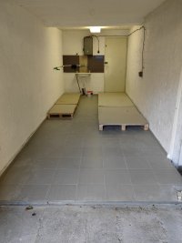 Nekretnina: Prodajem magacin-garazu u Zemun Polju