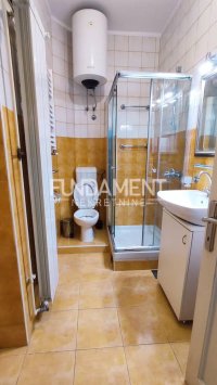Nekretnina: 3.5 Đeram pijaca 75m2, II, lift, eg, renoviran ID#1723