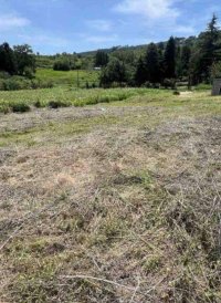 Nekretnina: Prelep plac sa pogledom na grad-Rakovac