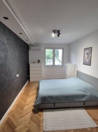 Nekretnina: Karaburma, Srnetička, 54m2 , prelep, renoviran stan