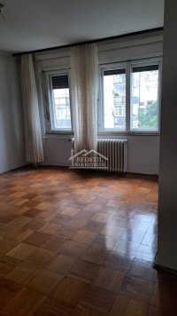 Nekretnina: Vračar - Južni bulevar - 2.5, + 2 terase ID#24562