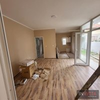 Nekretnina: KUĆA SA DVE STAMBENE JEDINICE-ADAMOVIĆEVO